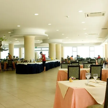 Roses 4*