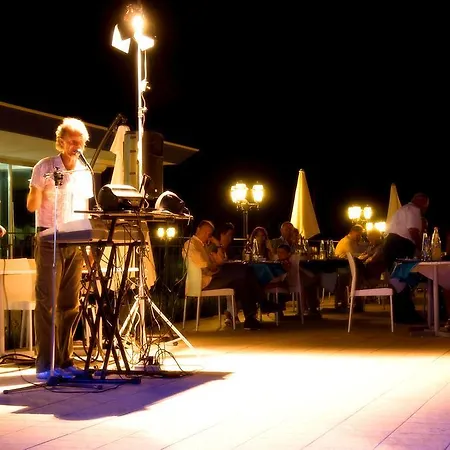 Roses Hotel Roseto Degli Abruzzi
