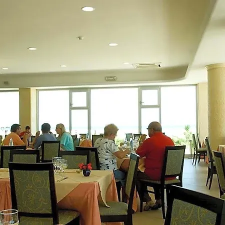 Roses Hotel Roseto Degli Abruzzi