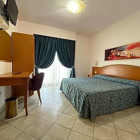 Roses Hotel